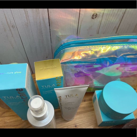 NEW!🔥TULA 4 Piece Skincare Bundle Deal - Picture 14 of 16